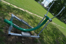Fitness park ve sportovním areálu